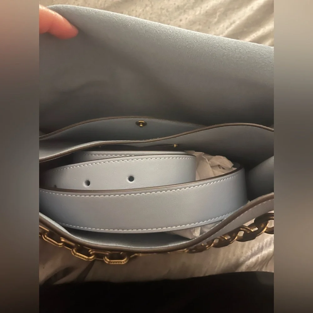 Coach Bluebell Chain Tabby - Picture 3 of 4